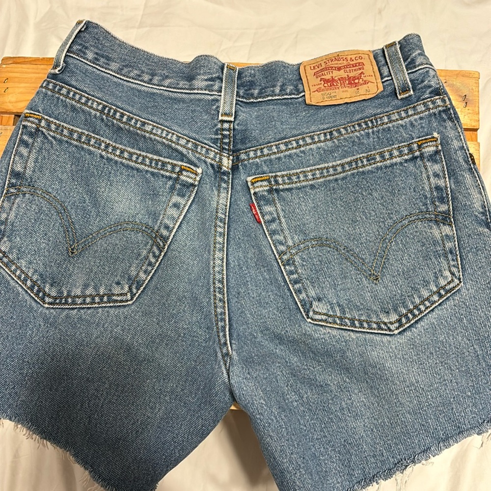 Levi’s High Waist Cut Off Shorts